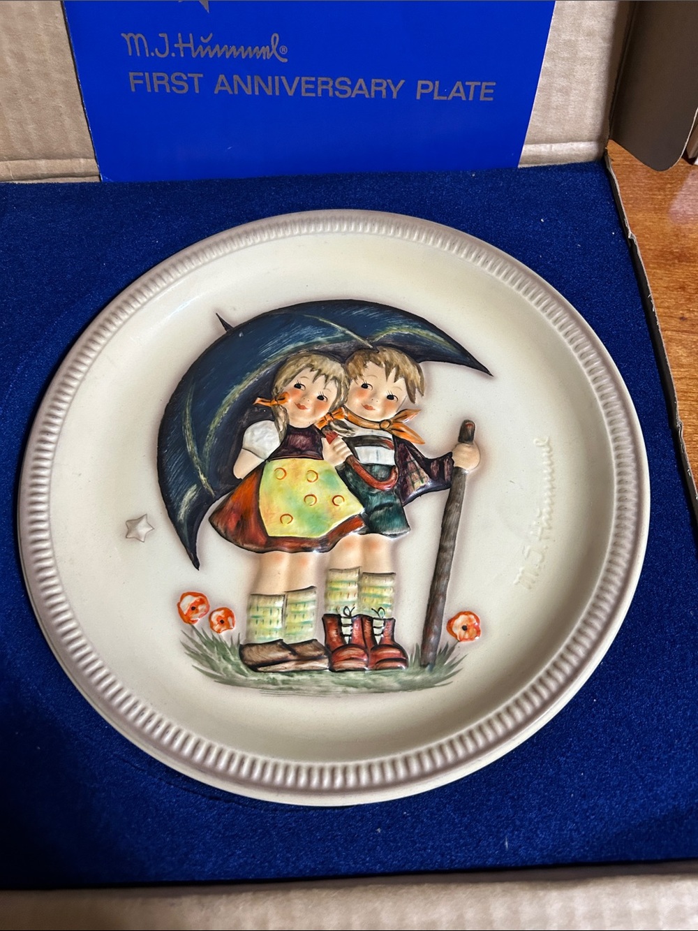 Vintage 1975 first edition M J Hummel “Stormy Weather” Anniversary plate